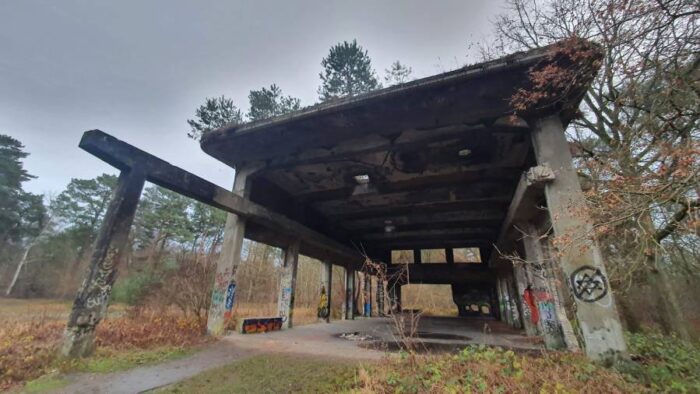 Haus-Anna-Elbe-Hamburg-Bunkerwald-Lost-Places-08