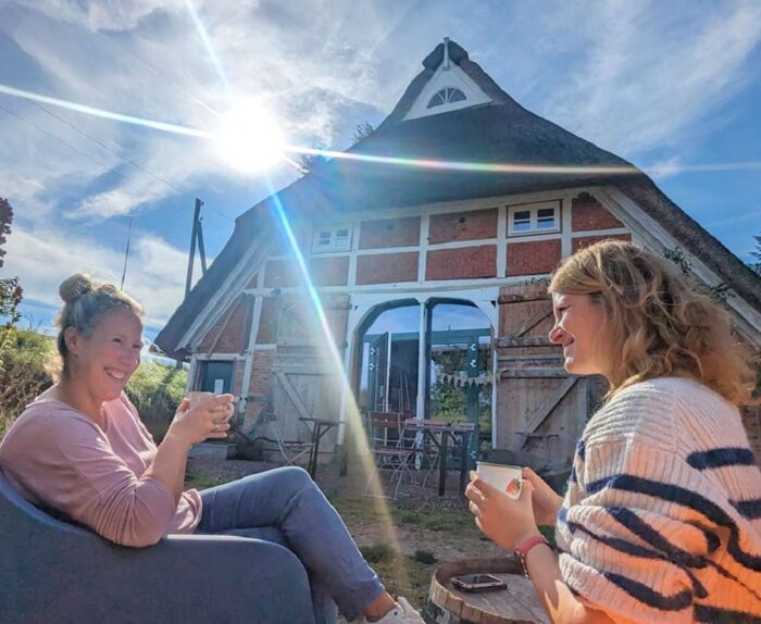 Haus-Anna-Elbe-Hamburg-Cafe-Sommer-Lounge (6)