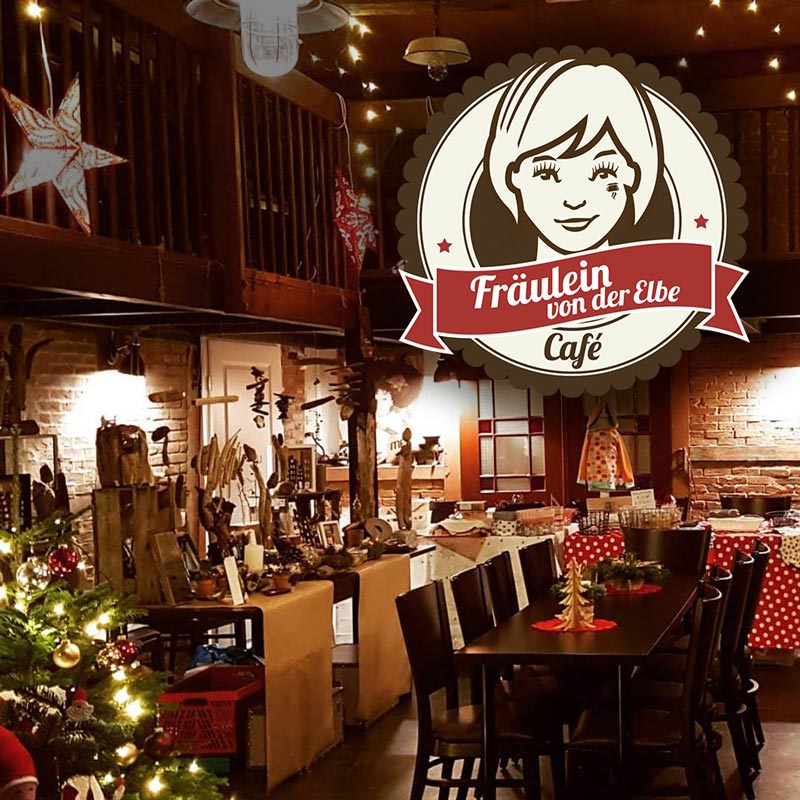 Fräulein von der Elbe - unser feines Hof-Café - Haus Anna Elbe